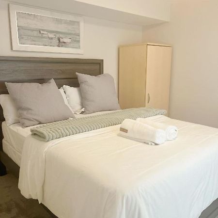 Clementina Suite Ottawa Exterior foto